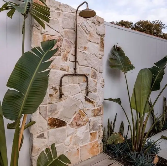 chuveiro externo vs chuveiro interno