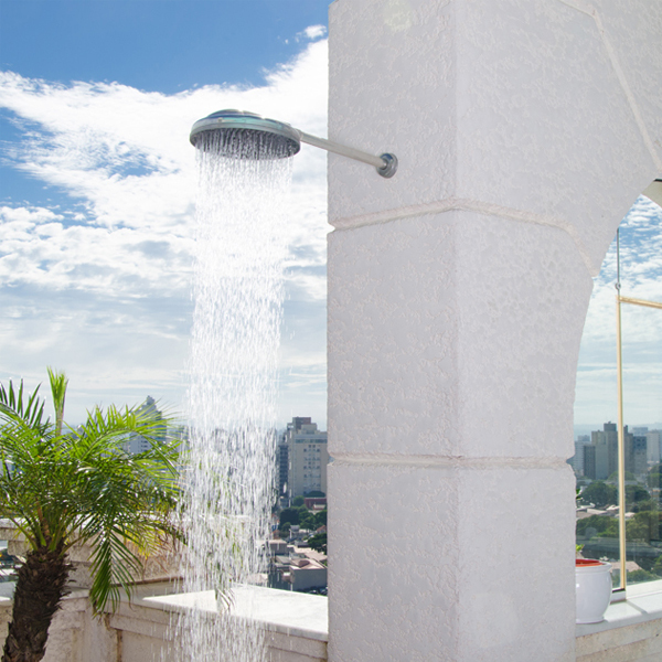 ideias criativas chuveiro quintal