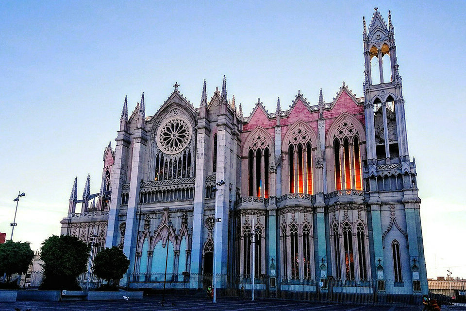 história da arquitetura neogótica