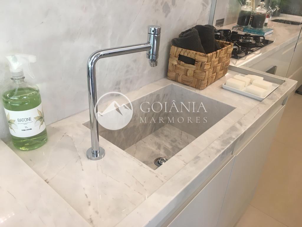 Mármore Branco Paraná vs Carrara