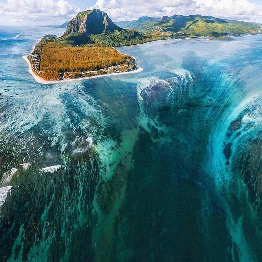 cachoeira subaquática