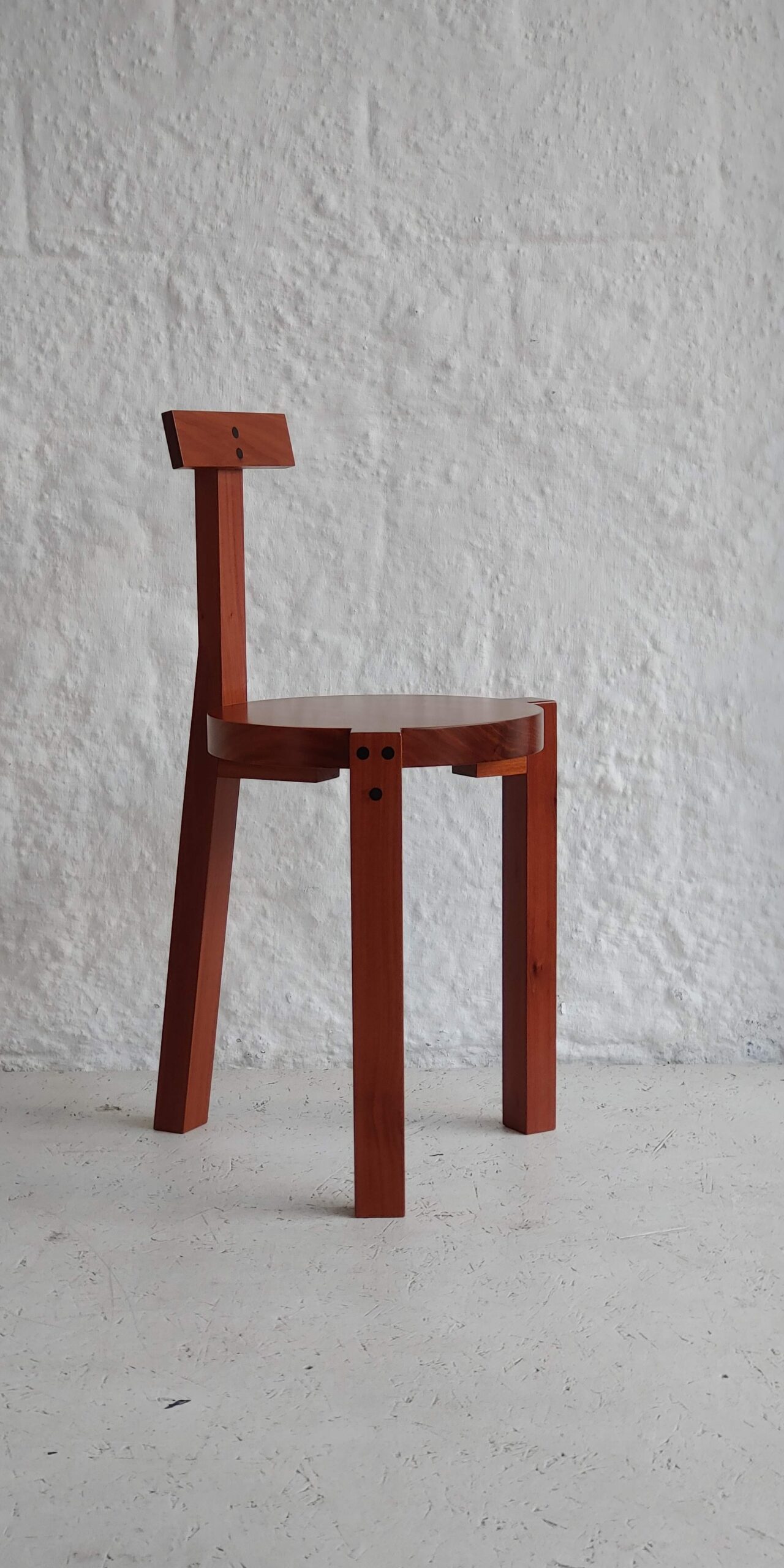 cadeira girafa madeira Tauari