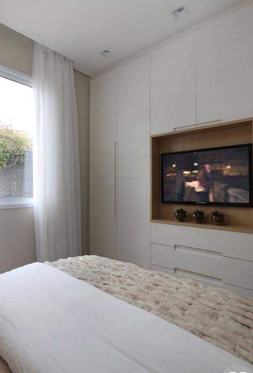 peseira com tv