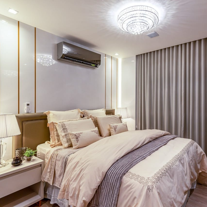 cama com home theater embutido