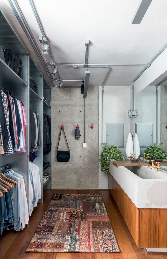 suíte com closet e banheiro