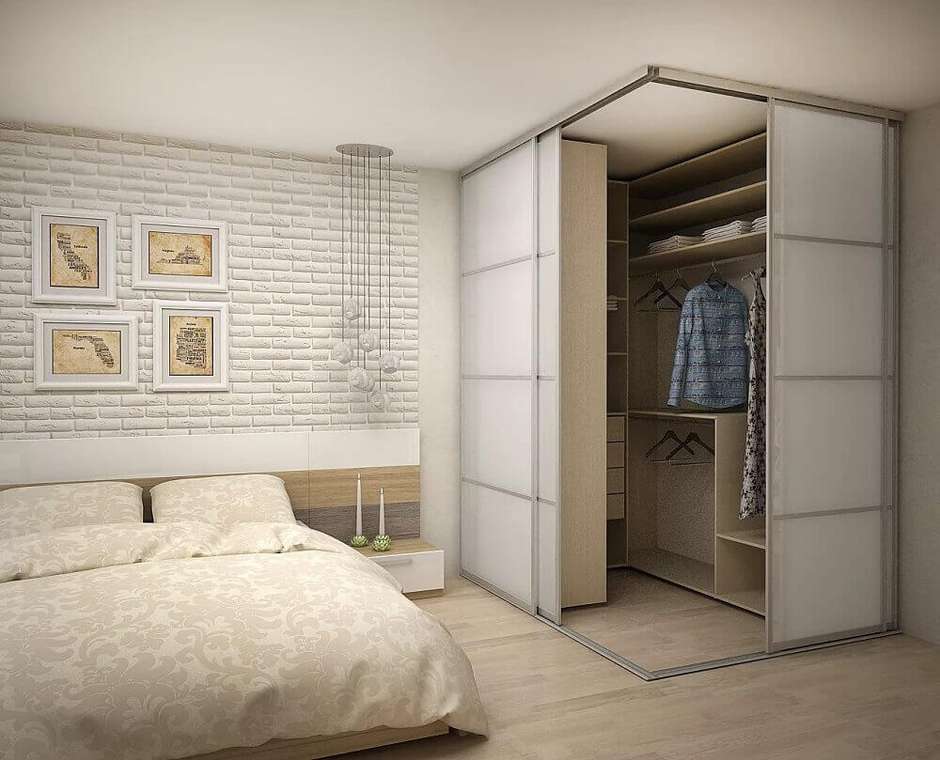 closet pequeno e funcional