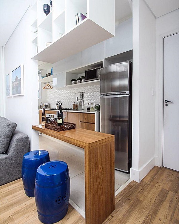 divisória cozinha americana e sala com bancada