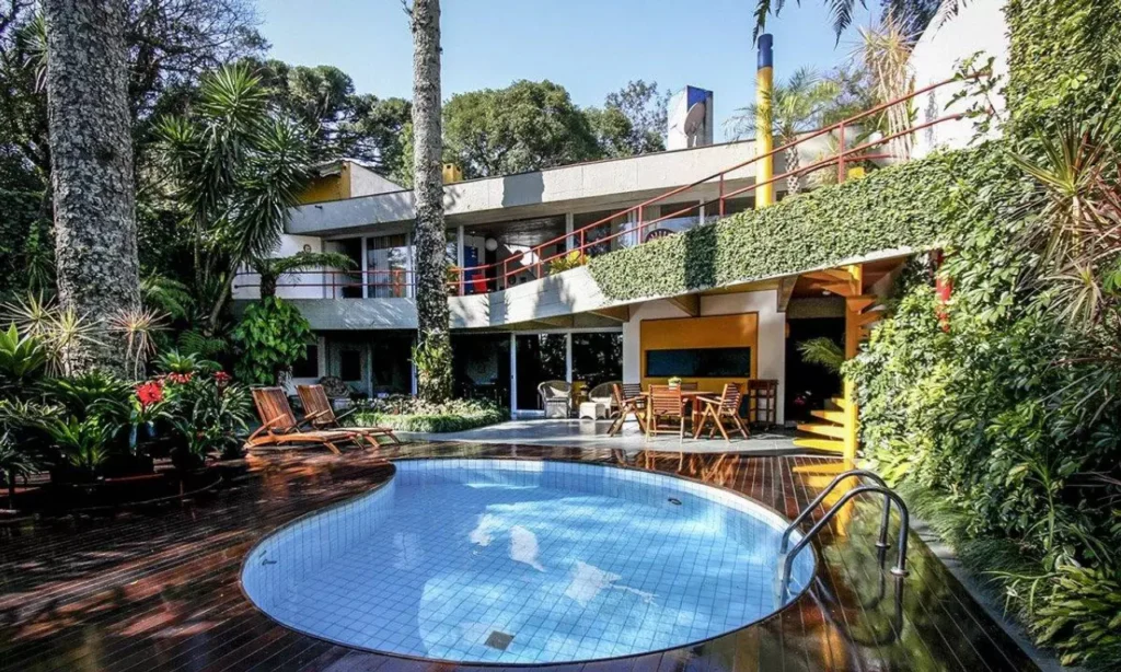 exemplos de casas eco brutalistas