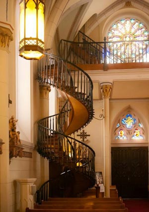 histórias inspiradoras da escada de loreto