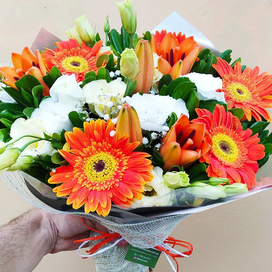 flores com formato de coração que simbolizam amor
