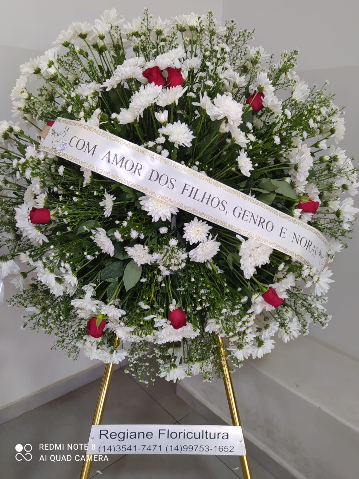 flores para homenagear falecidos