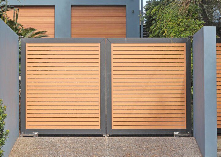 ideias de frente de casas com muro e portão