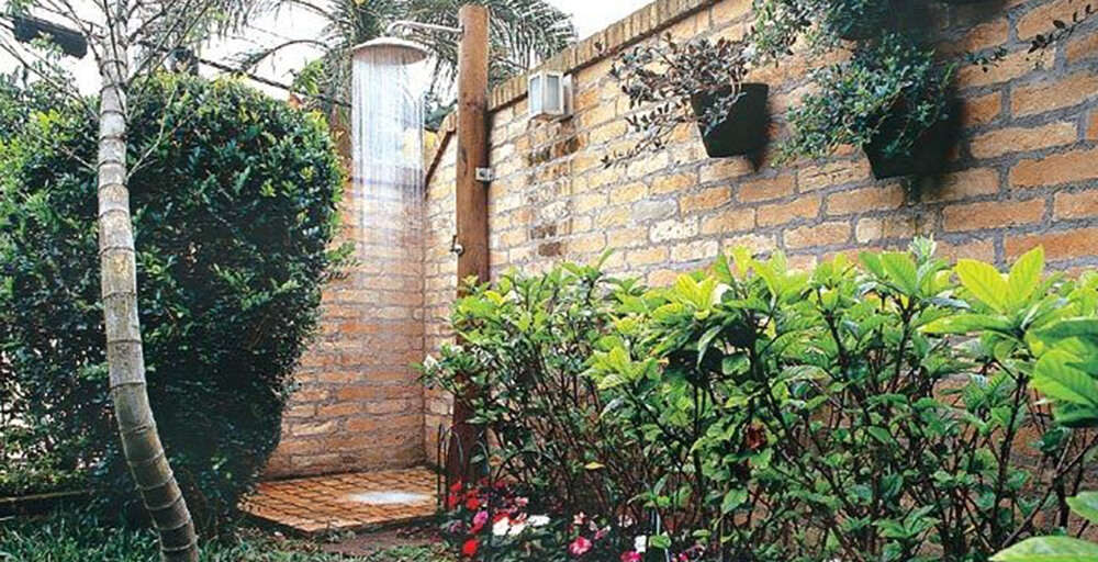 ideias ducha piscina moderna