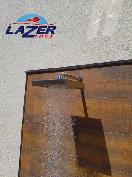 ideias ducha piscina com madeira