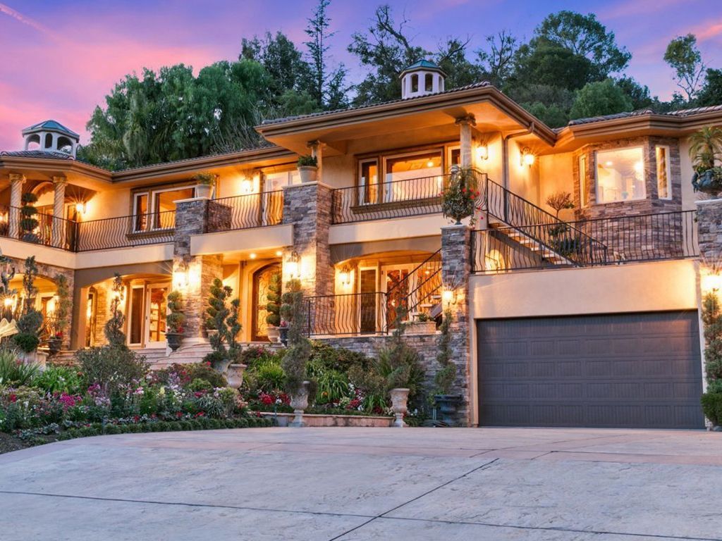 casa kim kardashian vs kylie jenner