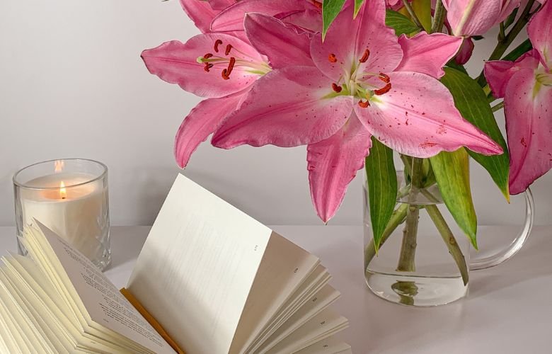 erros comuns ao cuidar de lírio rosa em casa