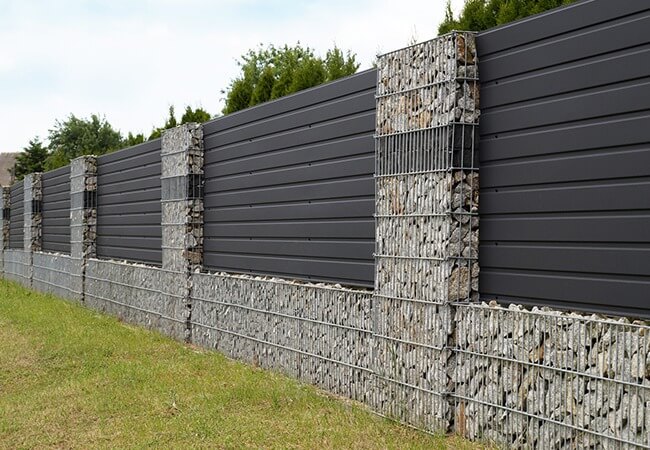 erros comuns ao construir muro de divisa