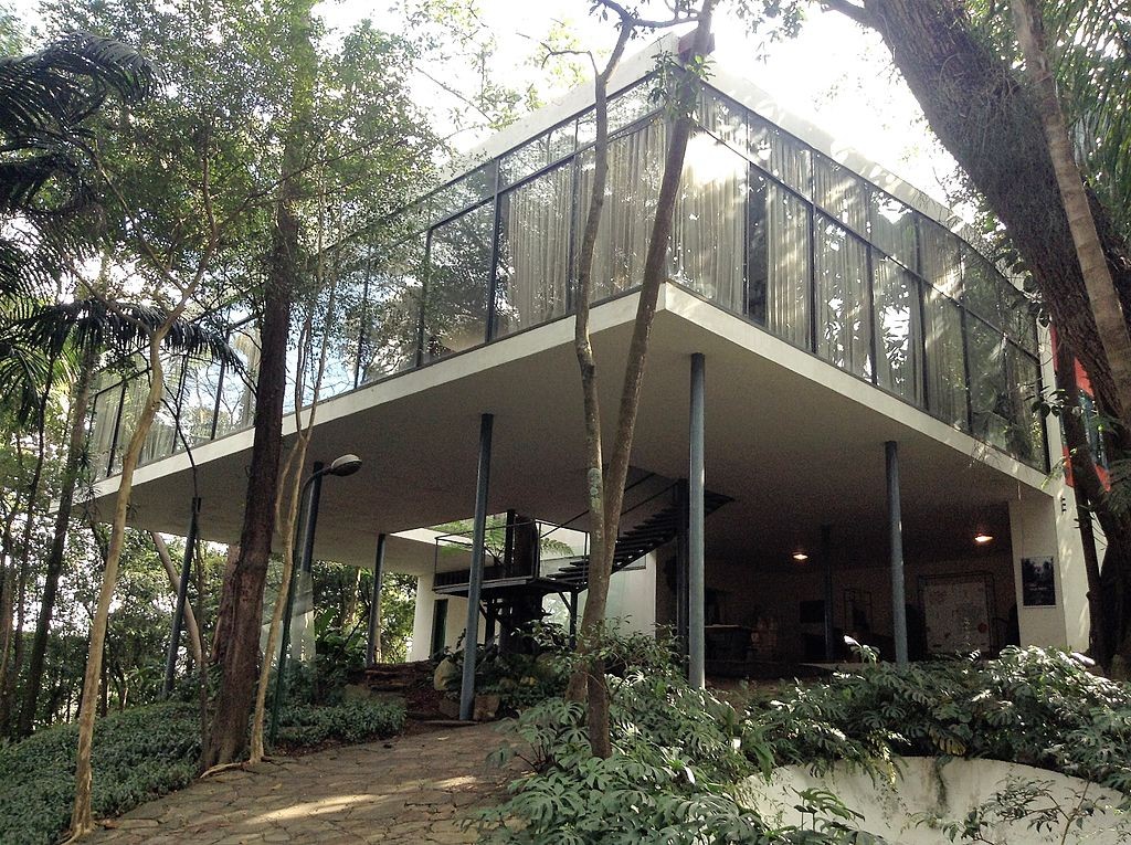pilotis construção