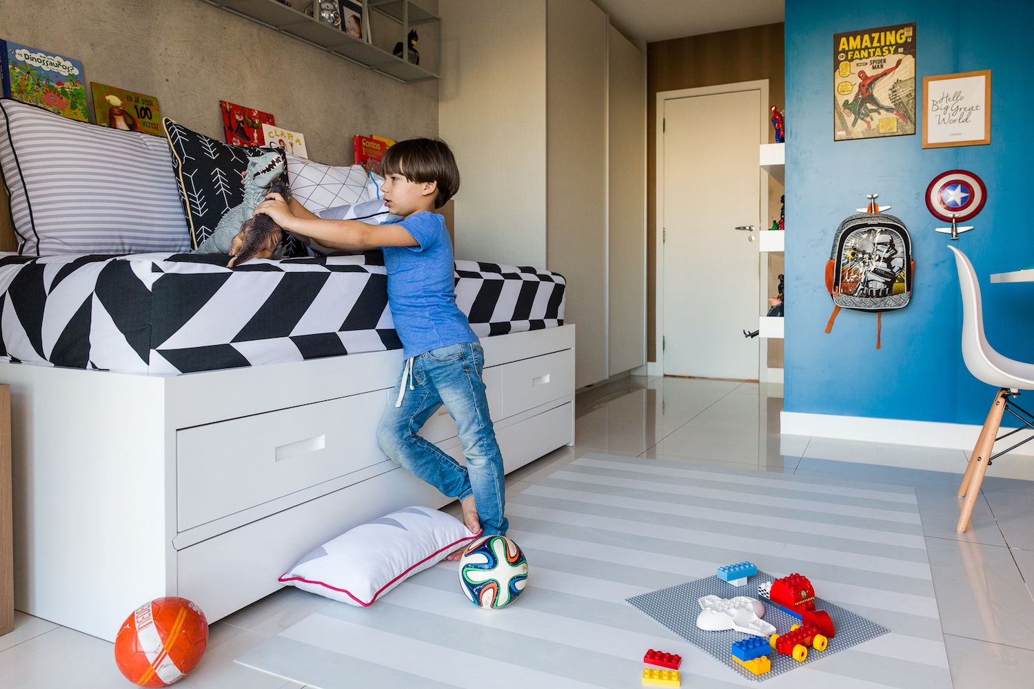 quarto azul minimalista