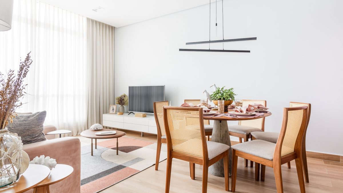 mesa redonda pequena sala de jantar