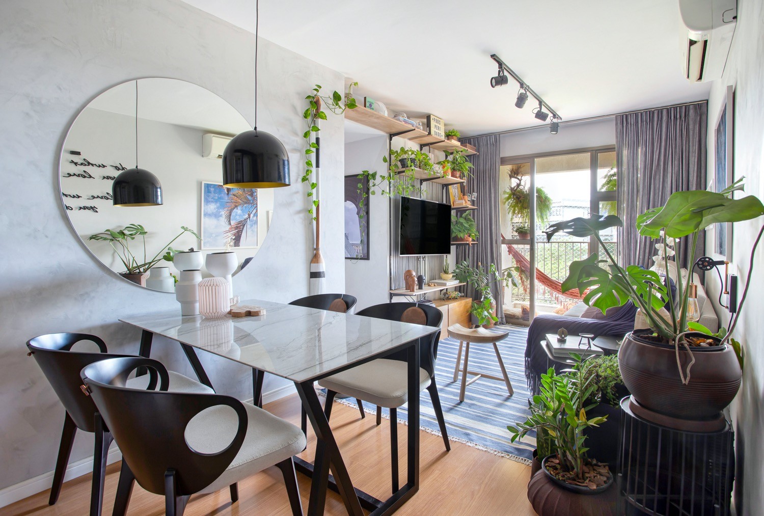 decoração sala de jantar compacta