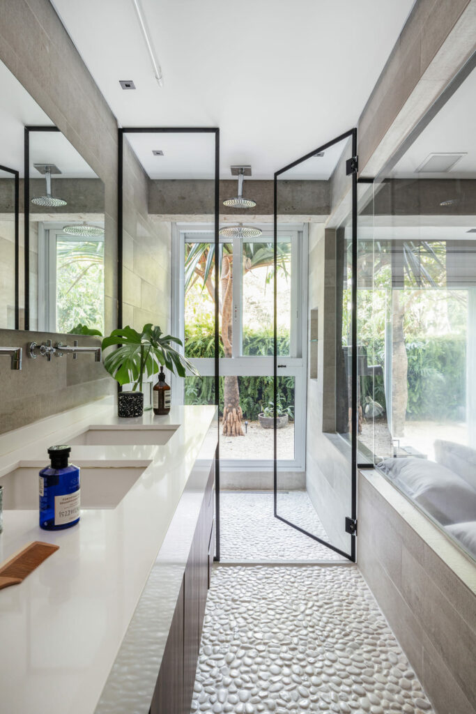 Arquitetura de banheiros modernos