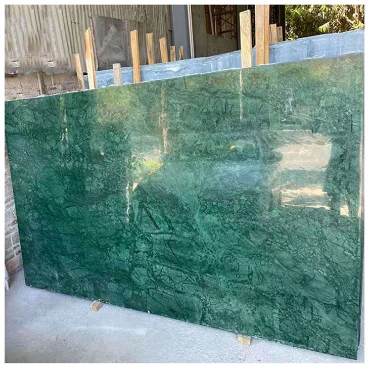 Revestimento verde com veios