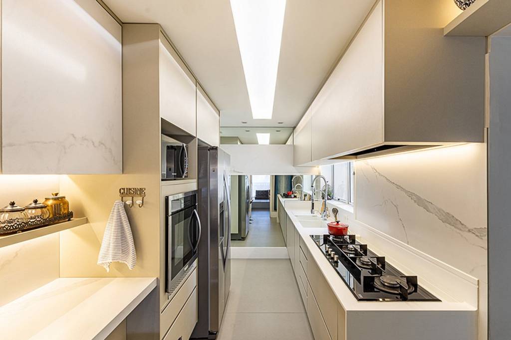 prateleiras cozinha apartamento
