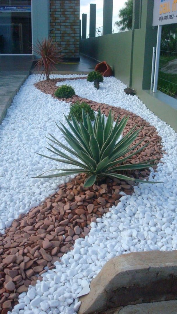 jardim com brita decorativa