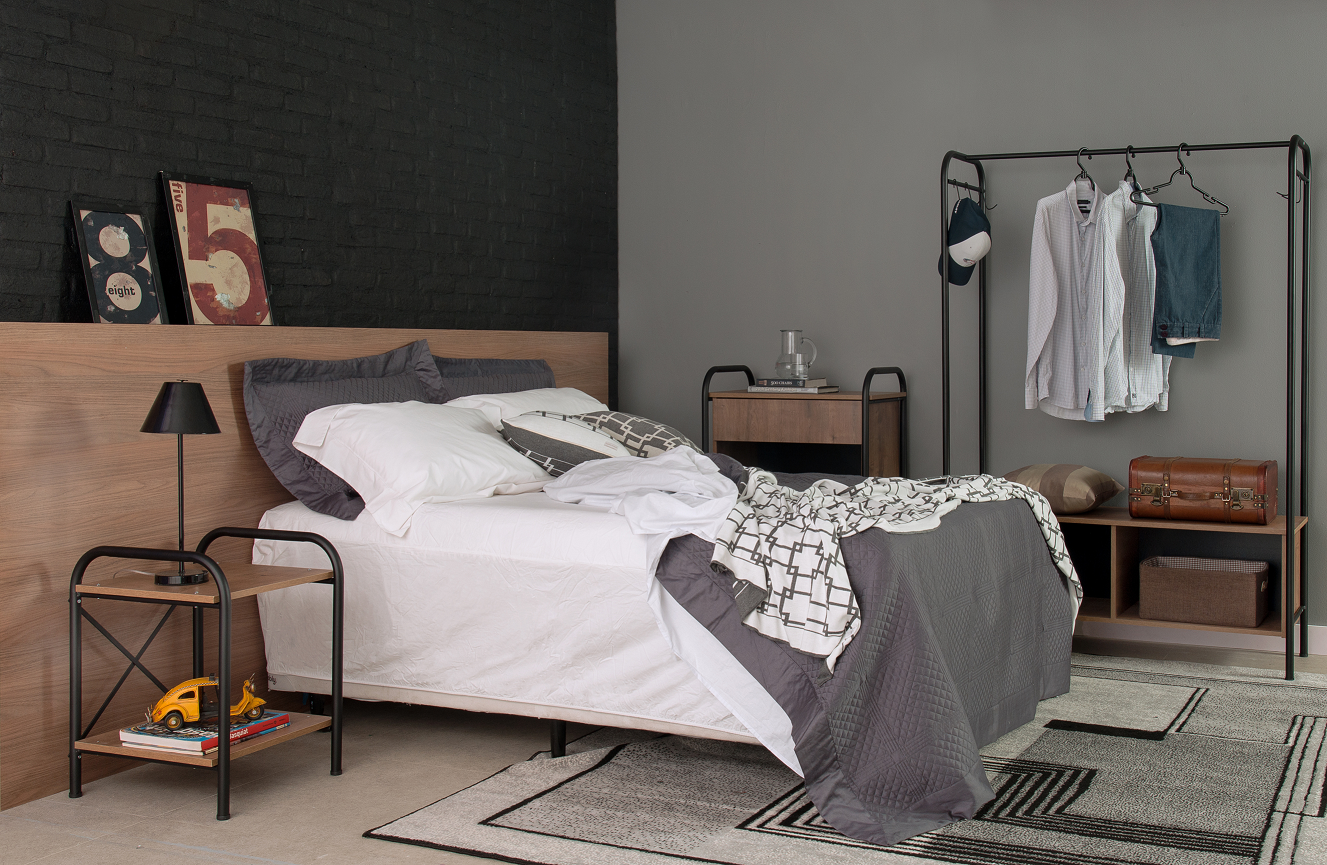 quarto escuro elegante